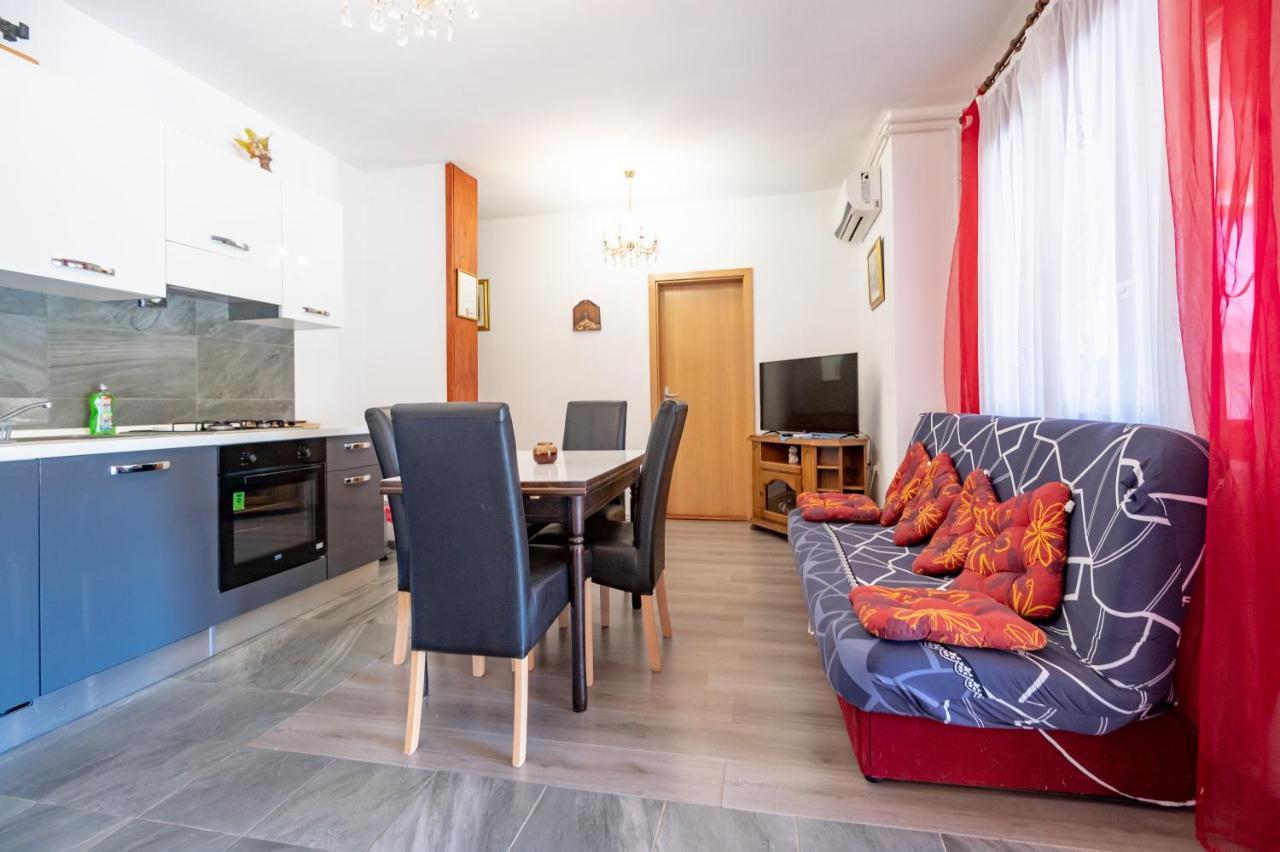 Apartments Ruza Dragove Dugi Otok Eksteriør bilde